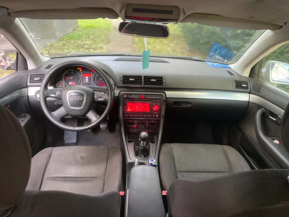 Audi A4 2008 — photo 5