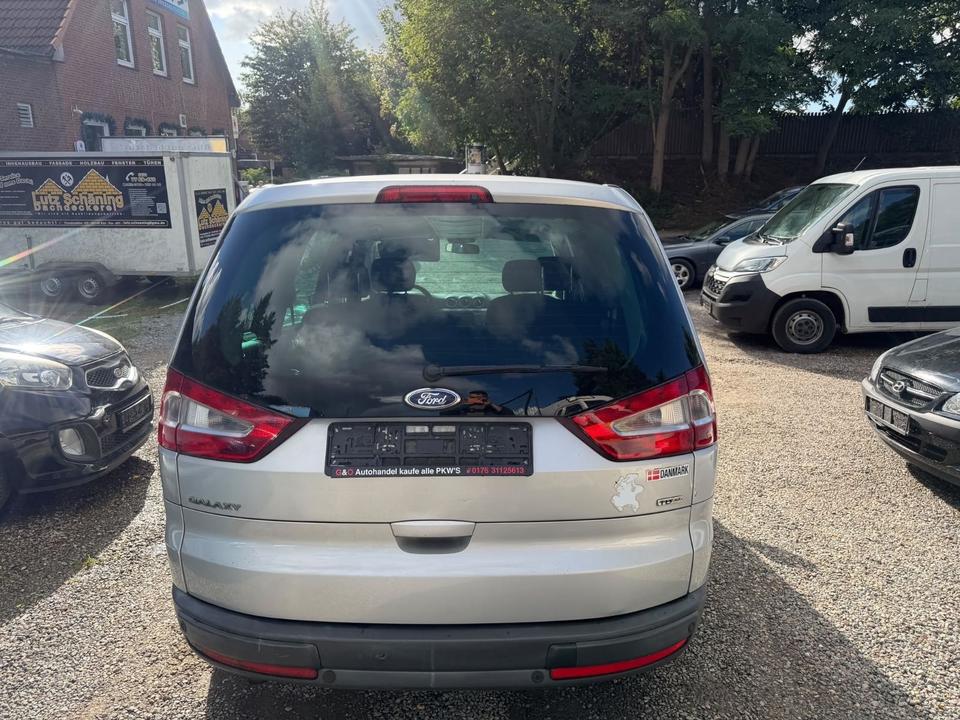 Ford Galaxy 2006 — салон