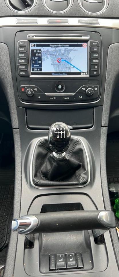 Ford S-Max 2011 — photo 6