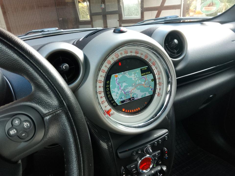 Mini Countryman S (Cooper) 2012 — interior