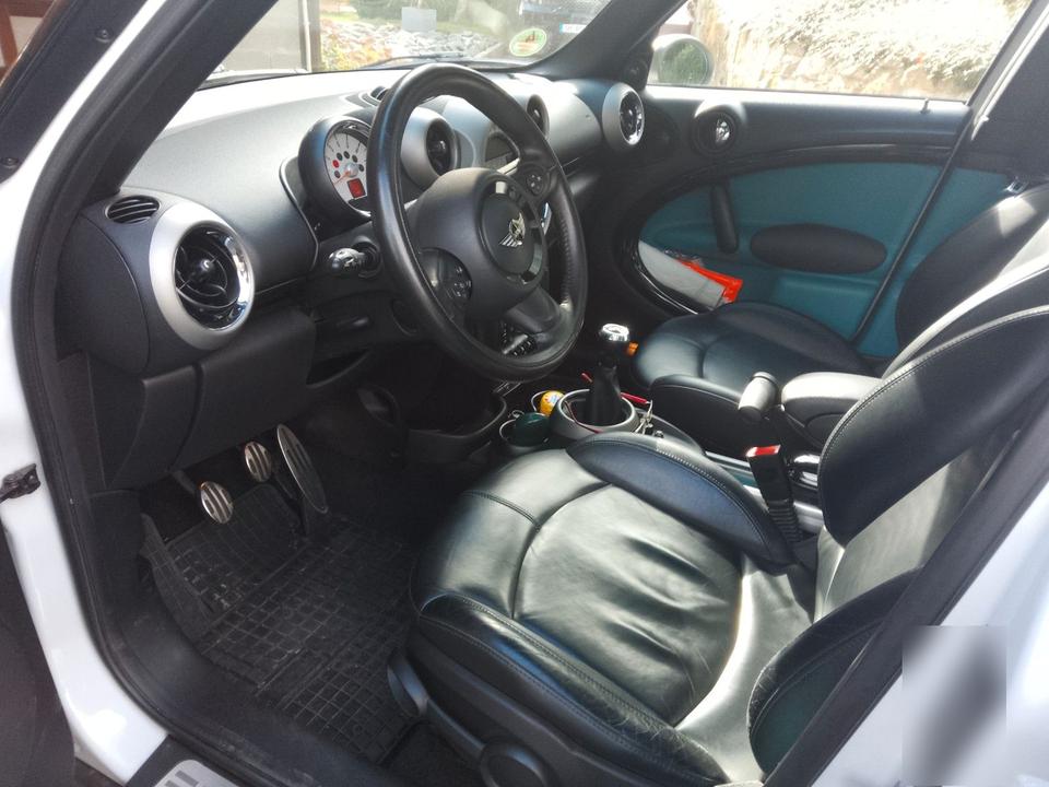 Mini Countryman S (Cooper) 2012 — engine