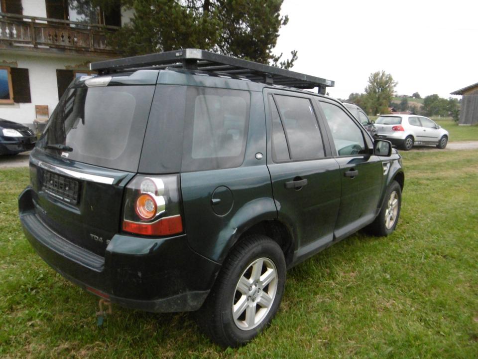 Land Rover Freelander 2013 — engine