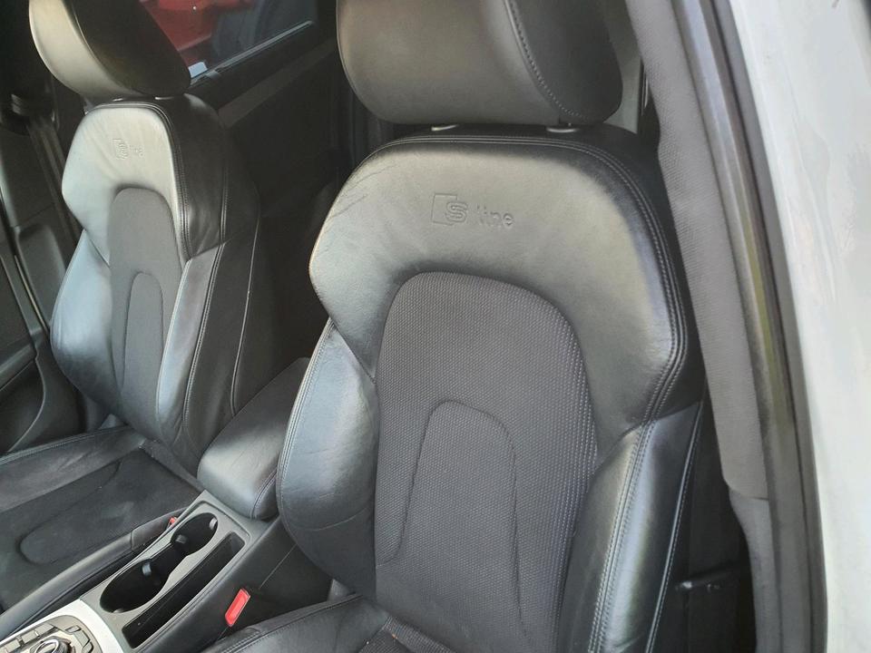 Audi A4 2009 — photo 8