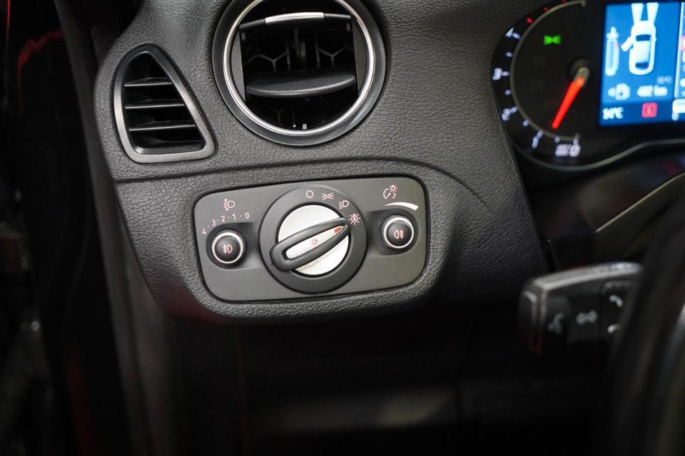 Ford S-Max 2013 — photo 13