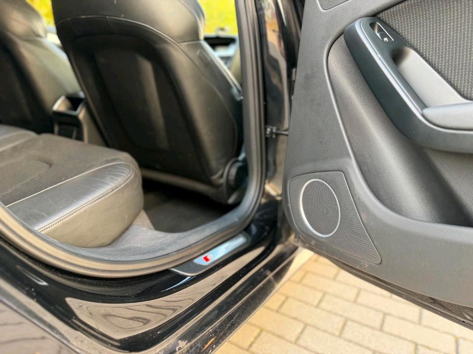 Audi A4 2008 — photo 12
