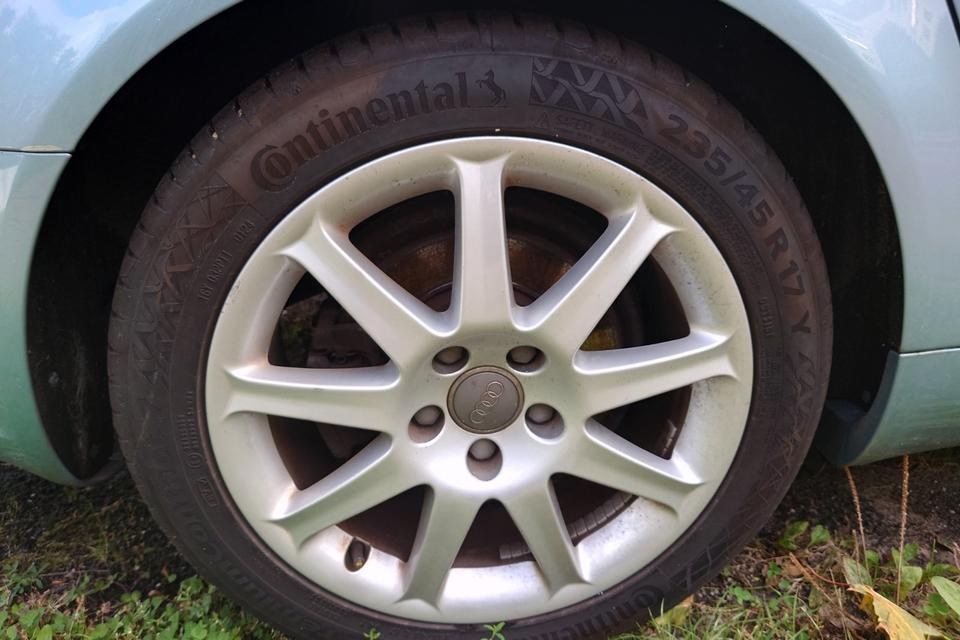 Audi A4 2005 — photo 7