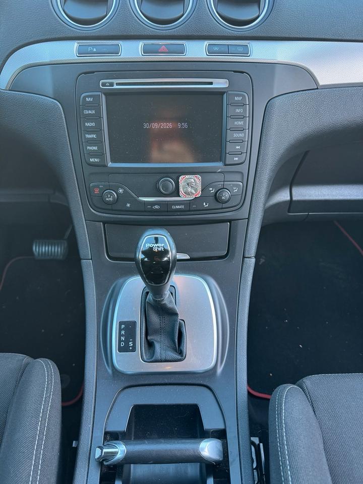 Ford S-Max 2014 — photo 9