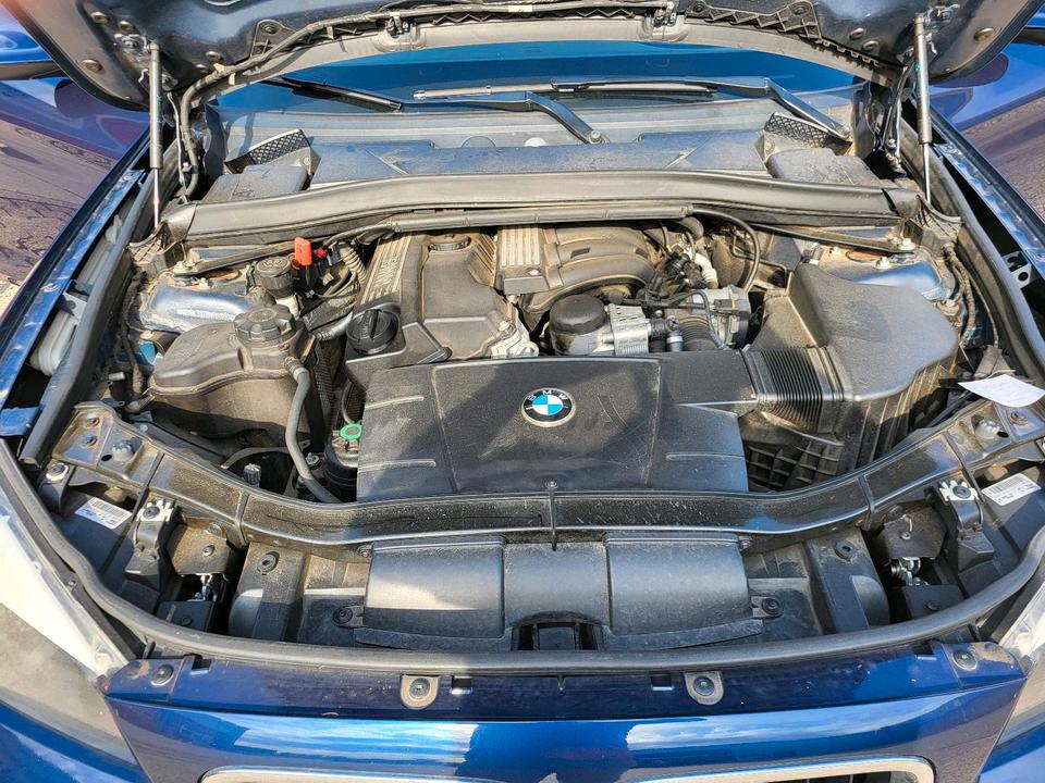 BMW X1 2011 — фото 15