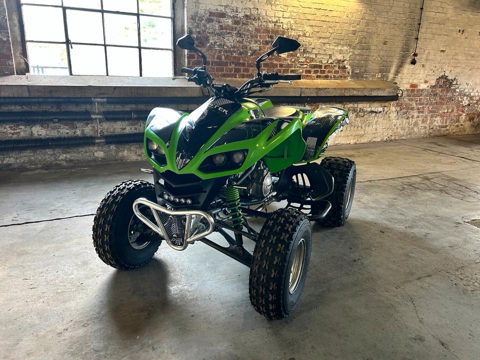 Kawasaki KFX 700 Monster-Energy-Quad mit LOF-Zulassung 2005 — rear view