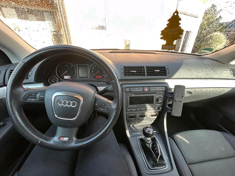 Audi A4 2008 — photo 9
