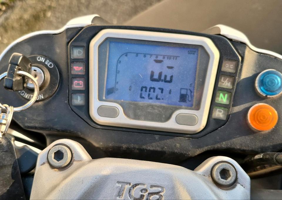 Weitere Motorräder Reserviert •Quad TGB Gunner 550 LOV 4x2 2011 — фото 8