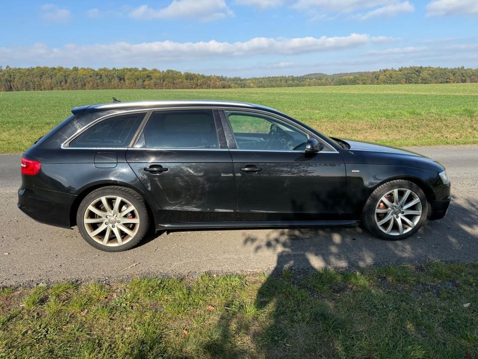 Audi A4 2013 — engine