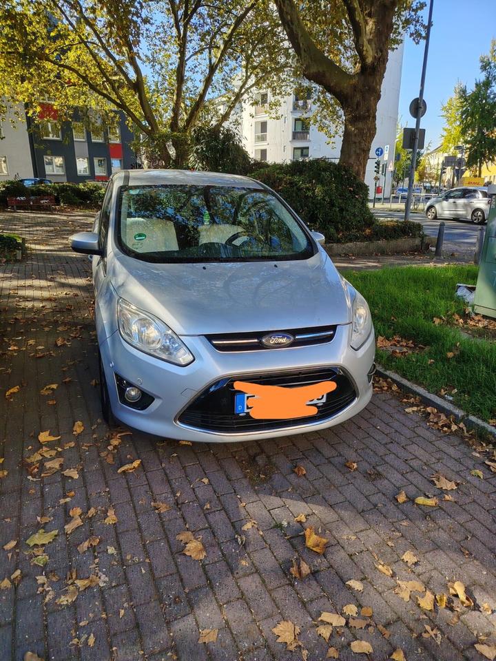Ford C-Max 2011 — interior