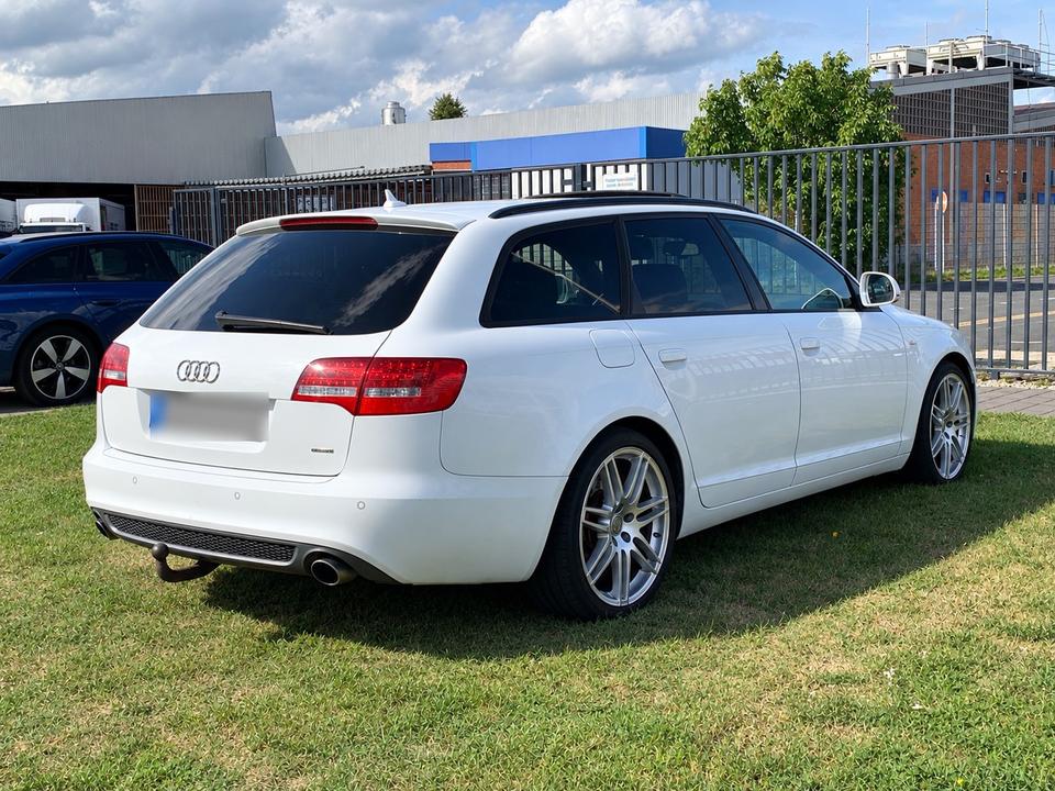 Audi A6 2010 — photo 12