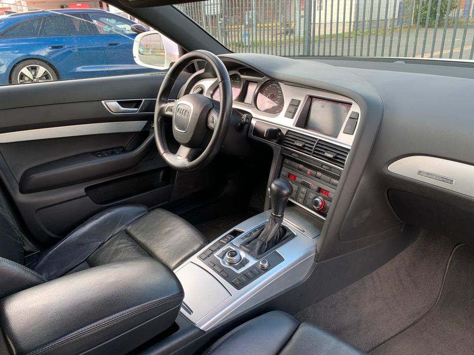 Audi A6 2010 — photo 6