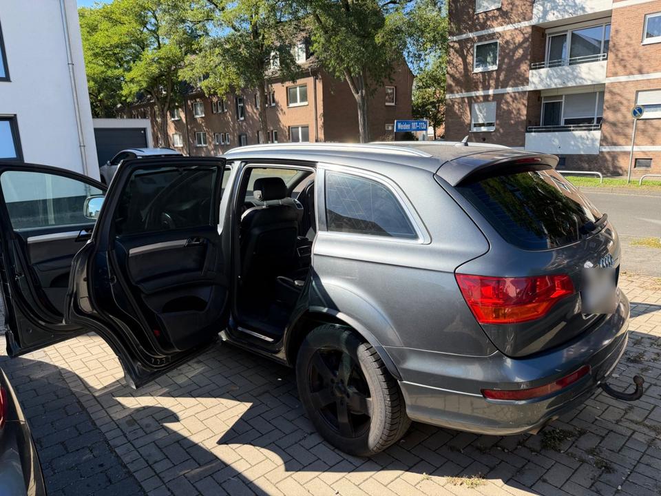 Audi Q7 2009 — photo 15