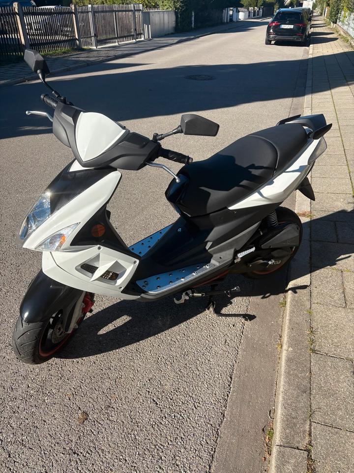 Weitere Motorräder Gelöscht • TGB Bullet 50cc 2012 — vehicle for AFU Ukraine