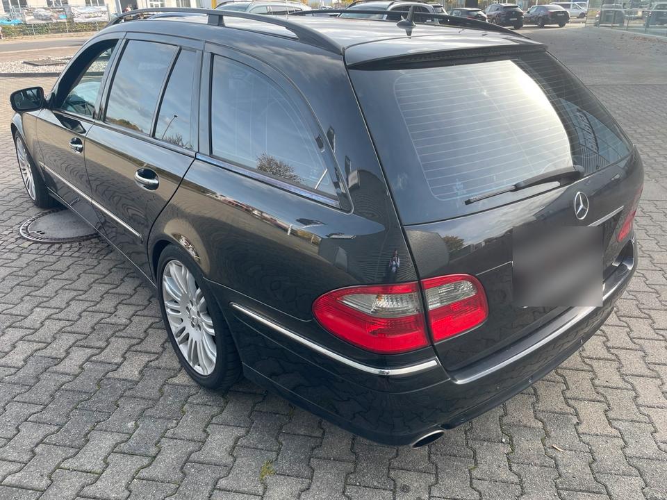 Mercedes Benz E 350 2007 — interior