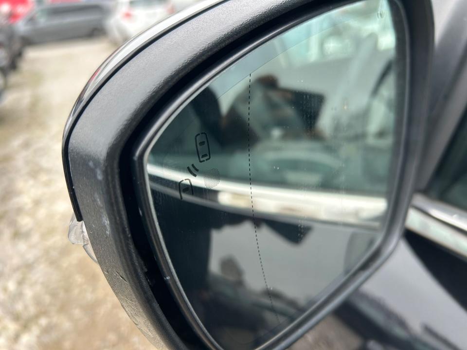 Ford S-Max 2015 — photo 11