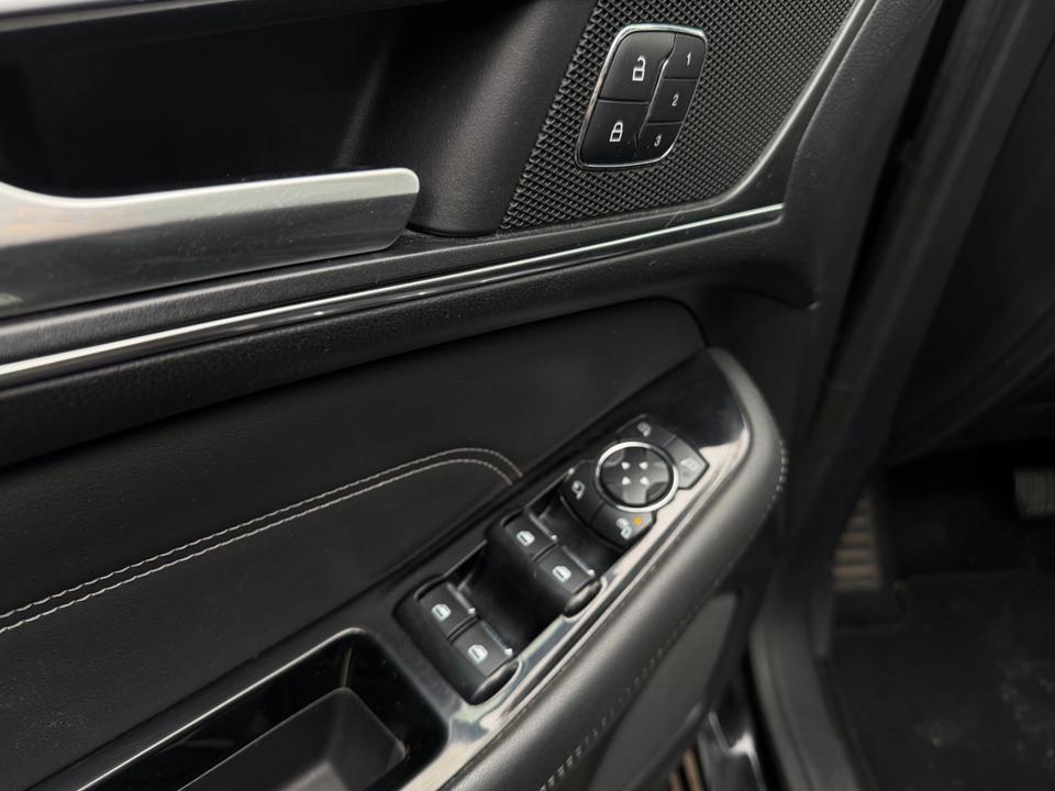 Ford S-Max 2015 — photo 16