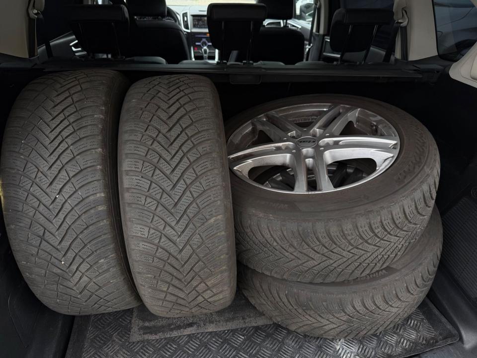 Ford S-Max 2015 — photo 18
