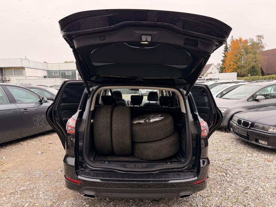 Ford S-Max 2015 — photo 20