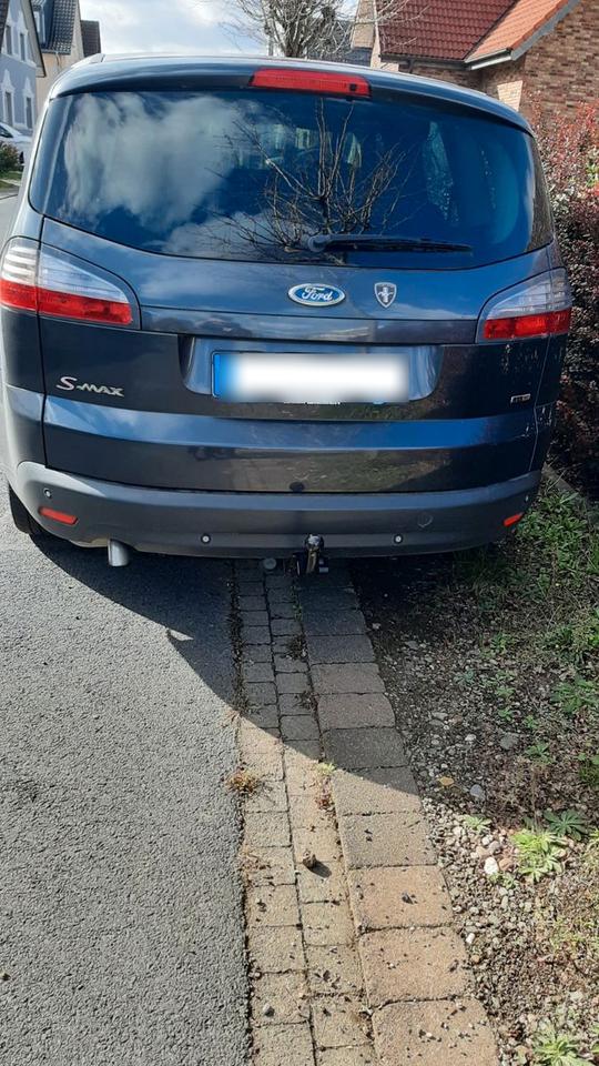 Ford S-Max 2006 — rear view