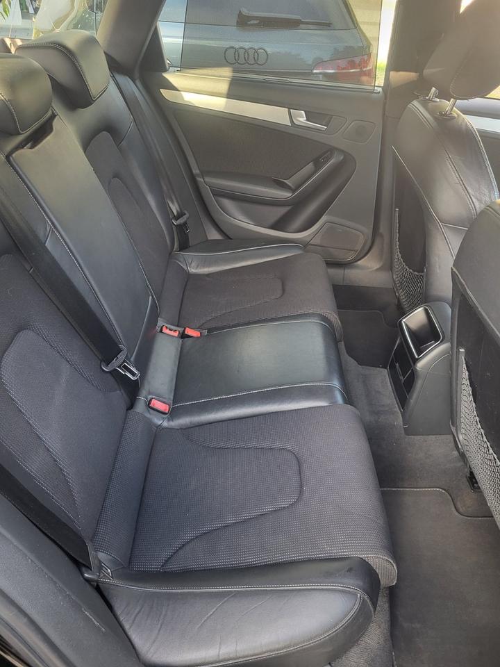 Audi A4 2009 — photo 10