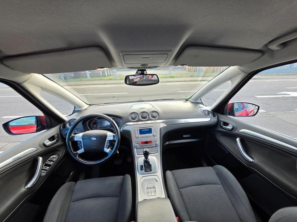 Ford S-Max 2009 — photo 13