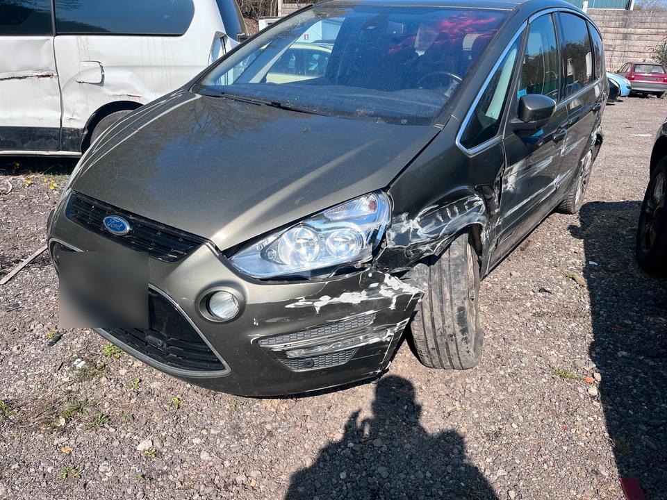 Ford S-Max 2011 — photo 6