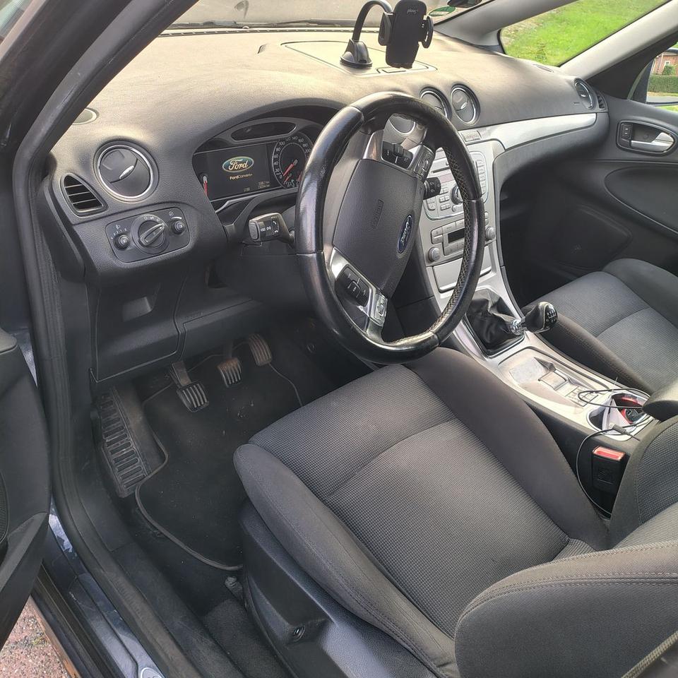 Ford S-Max 2009 — photo 5