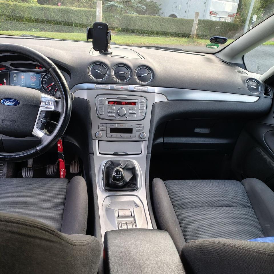 Ford S-Max 2009 — photo 6