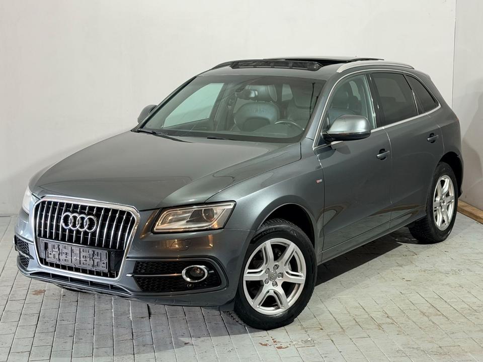 Audi Q5 2012 — interior