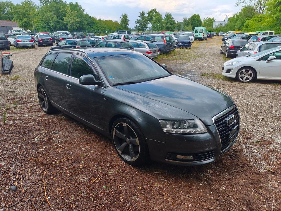 Audi A6 2009 — вигляд ззаду