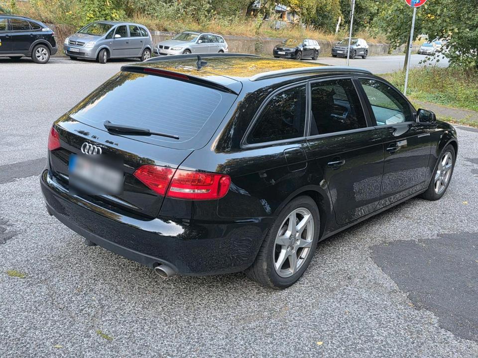 Audi A4 2010 — photo 6