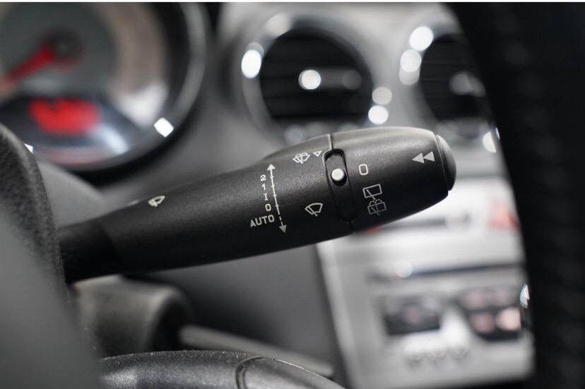 Peugeot 308 2012 — photo 7