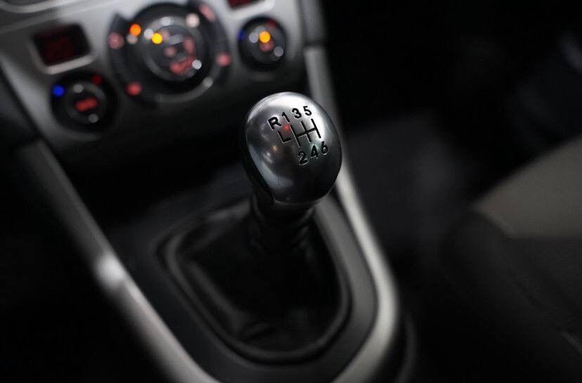 Peugeot 308 2012 — photo 9