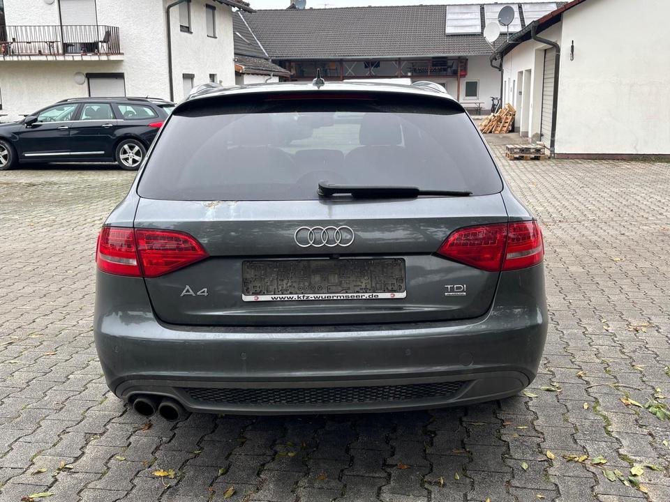 Audi A4 2010 — photo 11