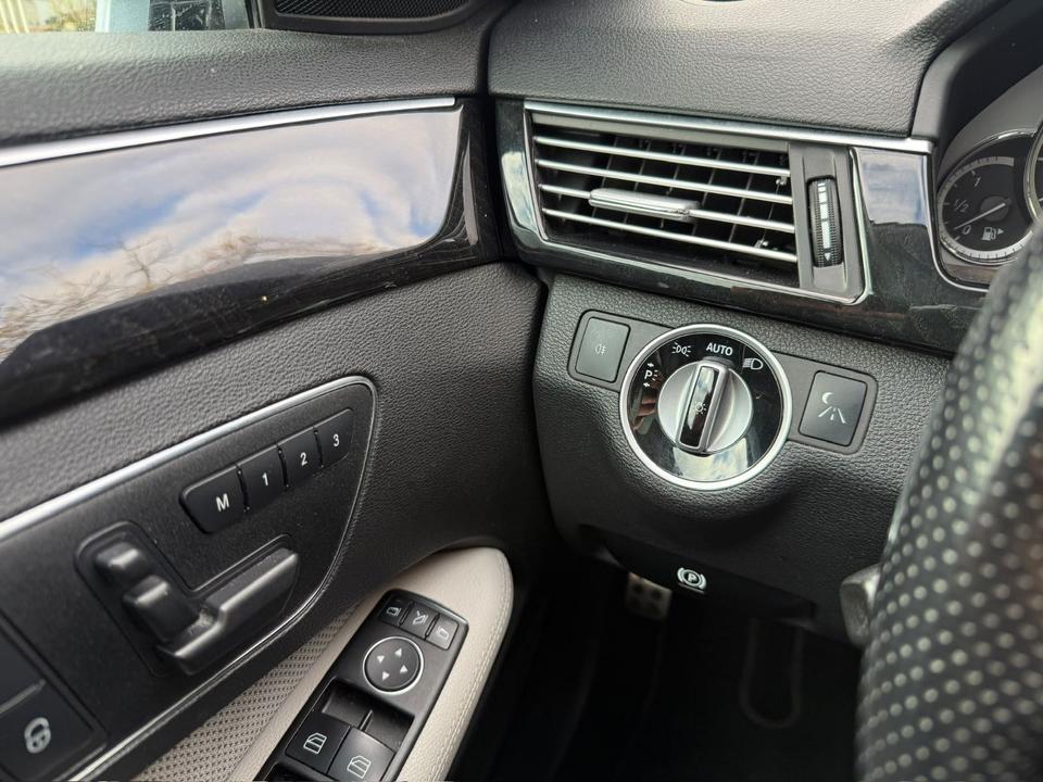 Mercedes Benz E 250 2013 — photo 12