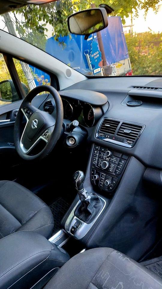 Opel Meriva 2011 — двигун