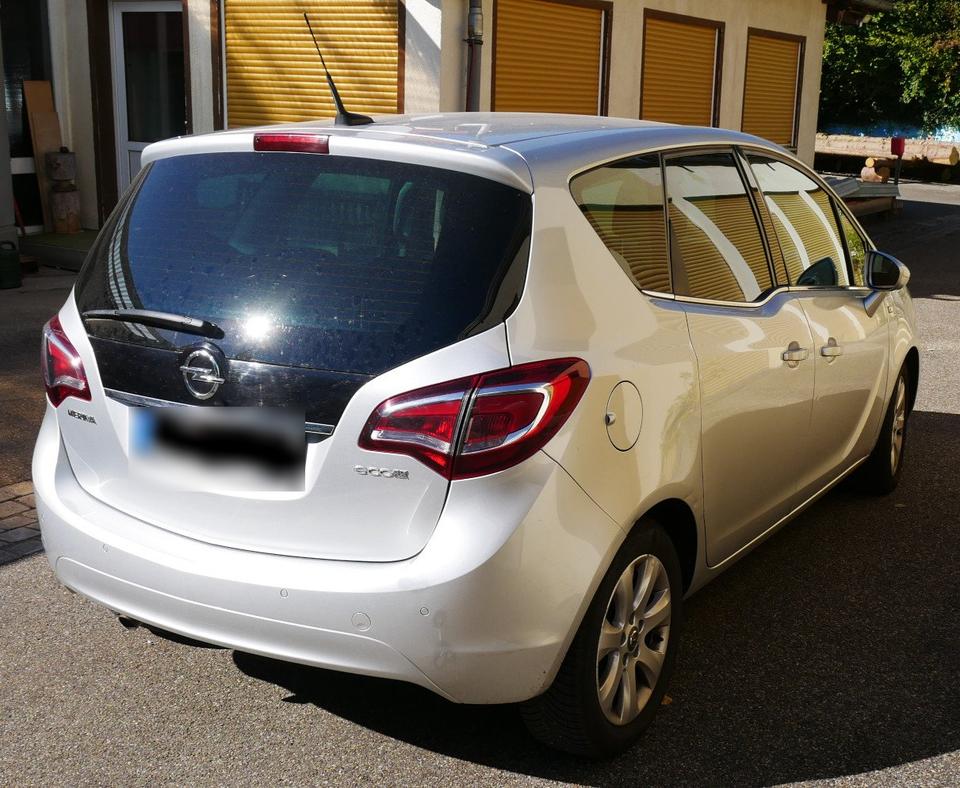 Opel Meriva 2015 — двигун