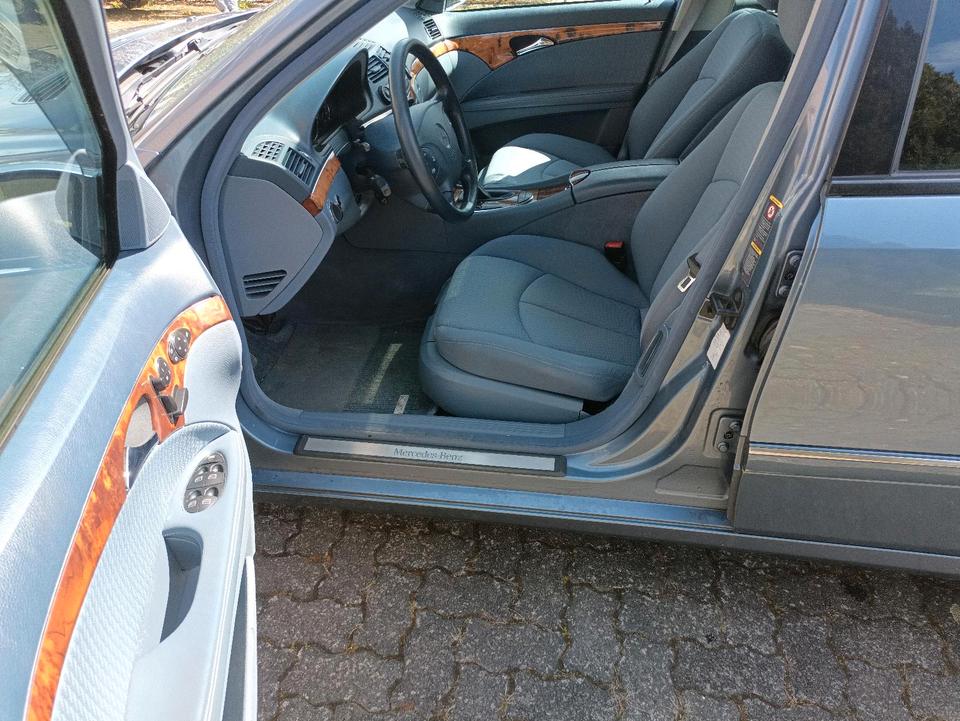 Mercedes Benz E 500 2004 — photo 10