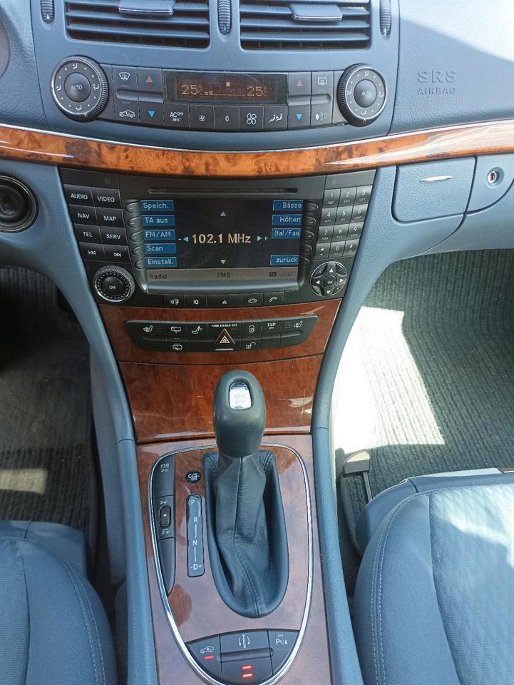 Mercedes Benz E 500 2004 — photo 13