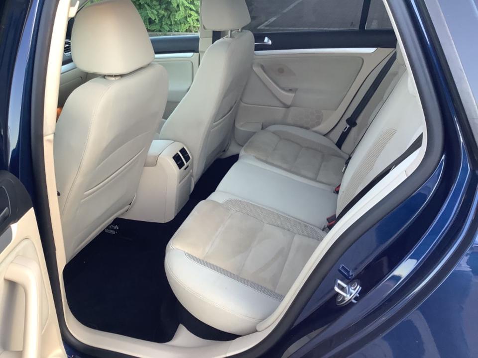 Volkswagen Weitere VW 2010 — photo 12