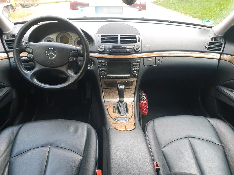 Mercedes Benz E 320 2008 — photo 10