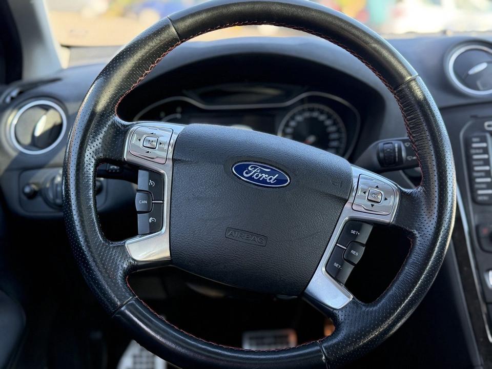 Ford Mondeo 2014 — фото 15