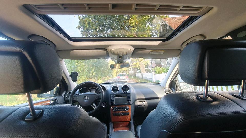 Mercedes Benz ML 320 2006 — photo 13