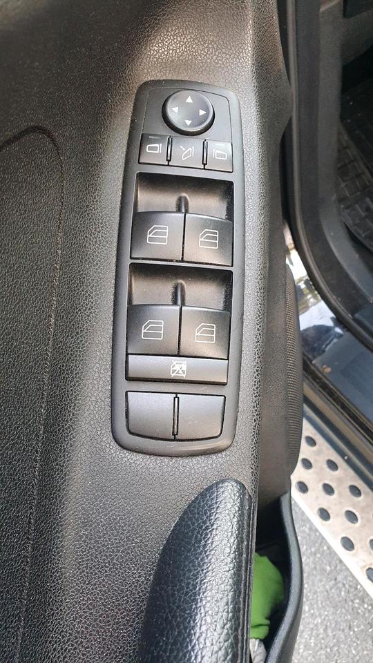 Mercedes Benz ML 320 2006 — photo 14