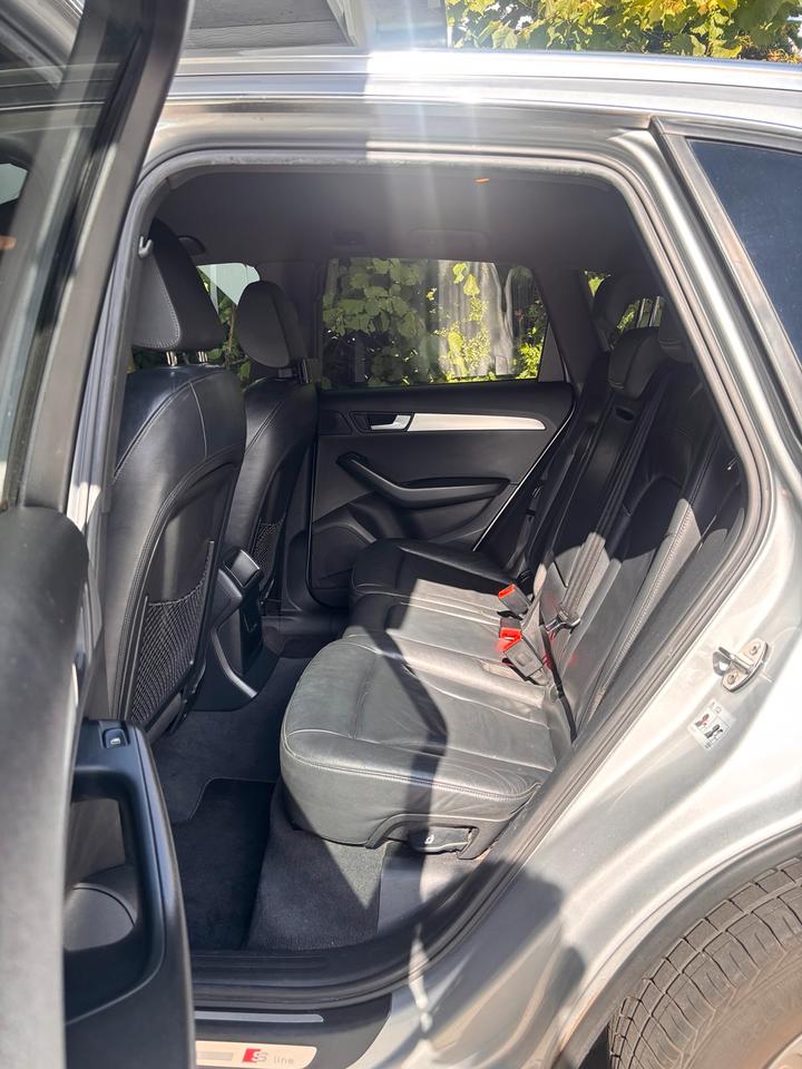 Audi Q5 2010 — photo 11