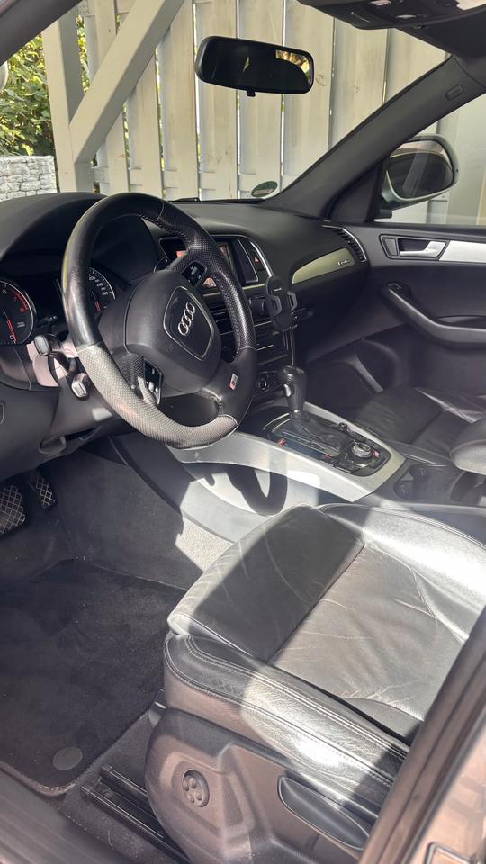 Audi Q5 2010 — photo 14